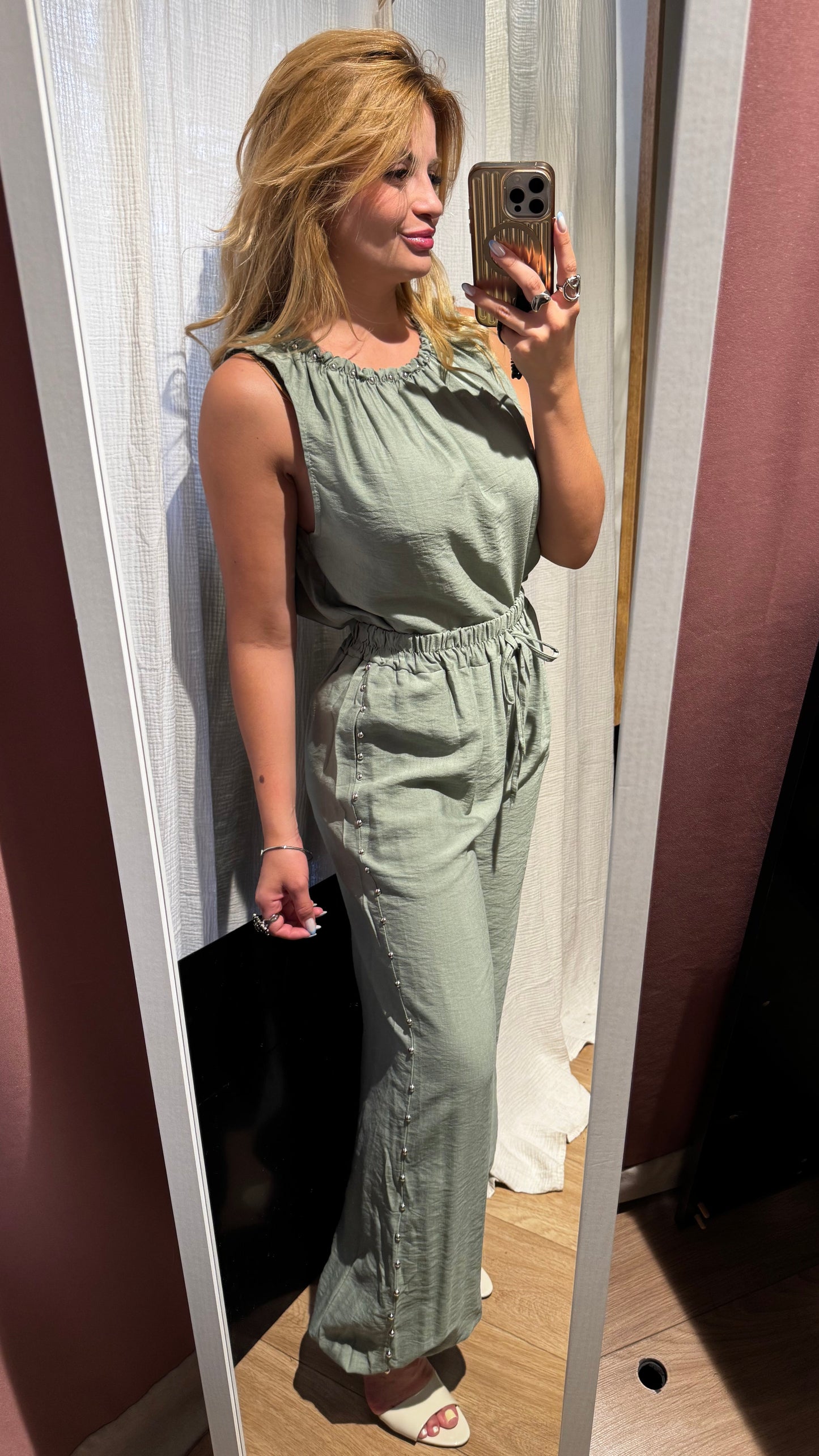 CONJUNTO TACHUELA